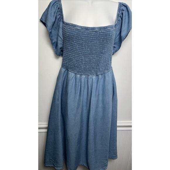 Torrid Blue Off Shoulder Smocked Skater Dress 3XL Pockets S/S Mini Blue - Picture 2 of 9